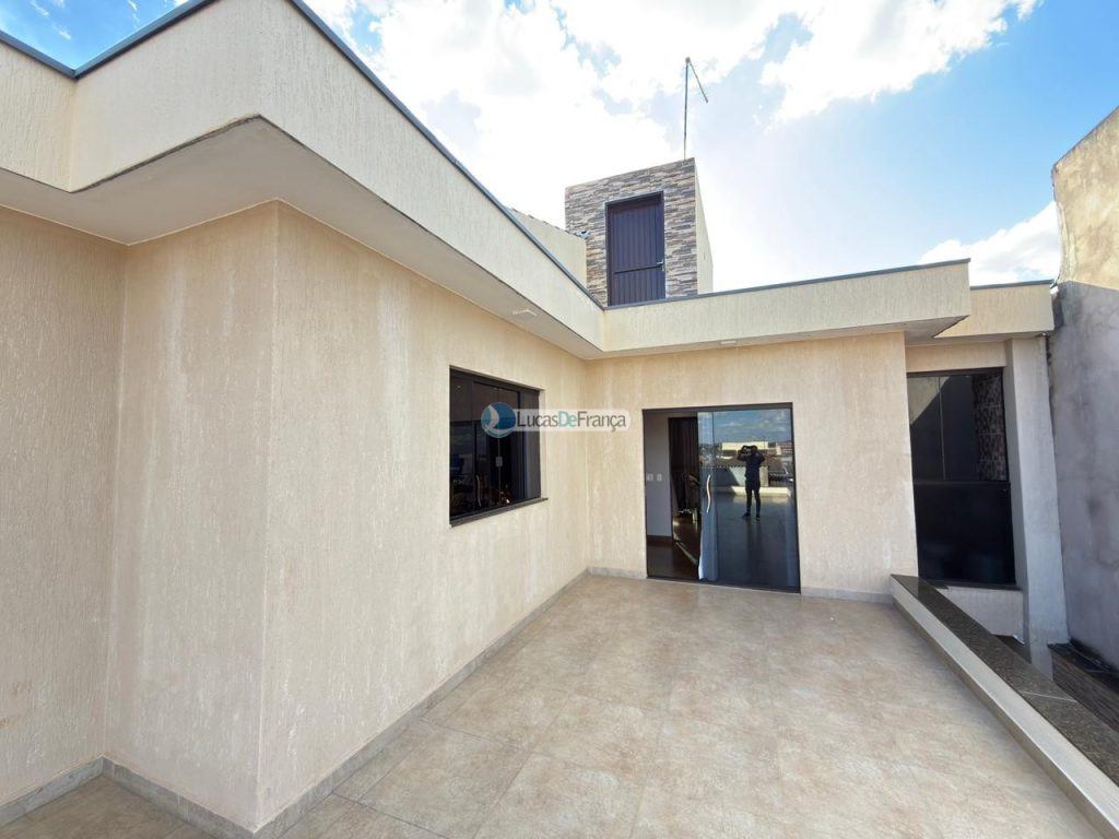 Casa moderna totalmente equipada e mobiliada (21)