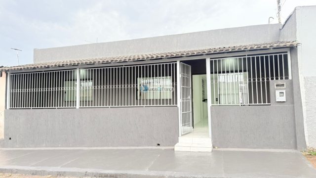 Casa na Qd 01 conjunto H, Vila Buritis