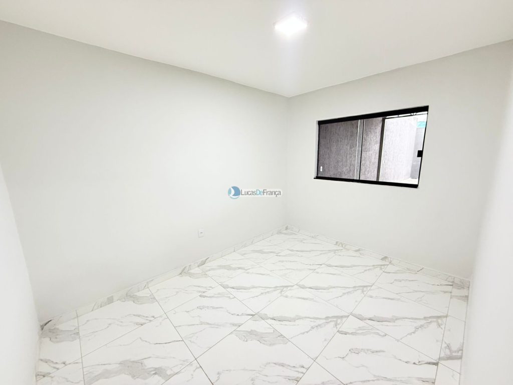 Casa na Qd 01 conjunto H, Vila Buritis (2)