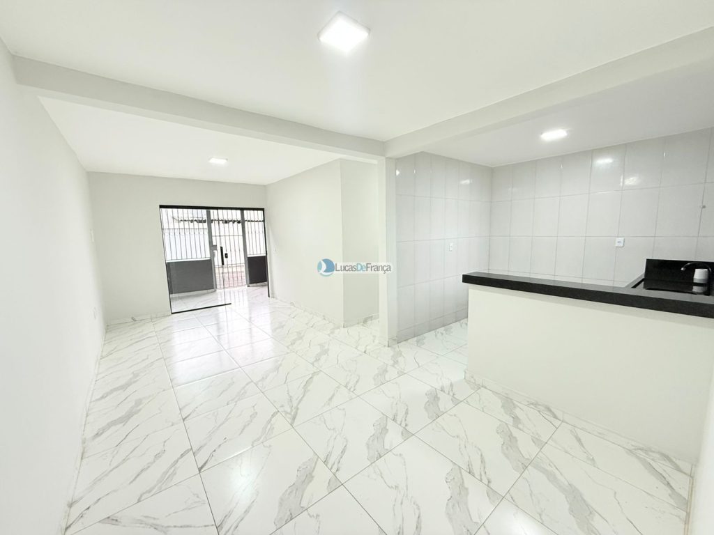 Casa na Qd 01 conjunto H, Vila Buritis (8)