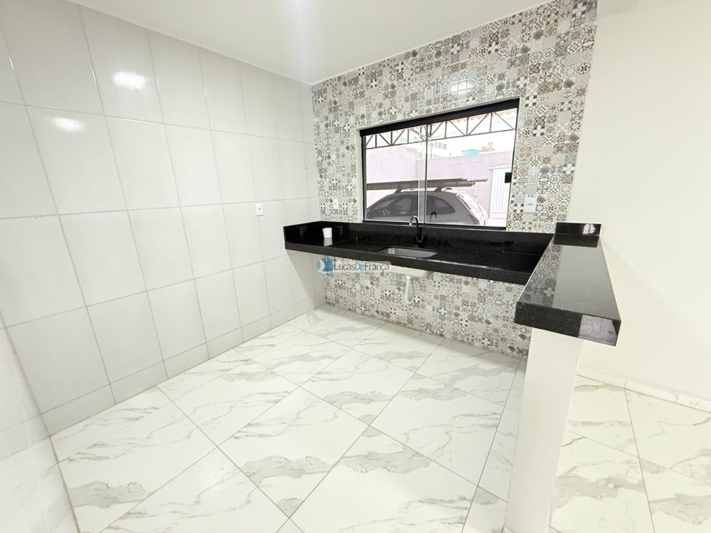 Casa na Qd 01 conjunto H, Vila Buritis (9)