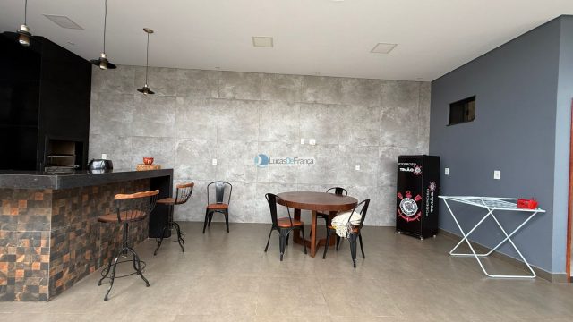 CASA NO BURITIS IV, QUADRA 19