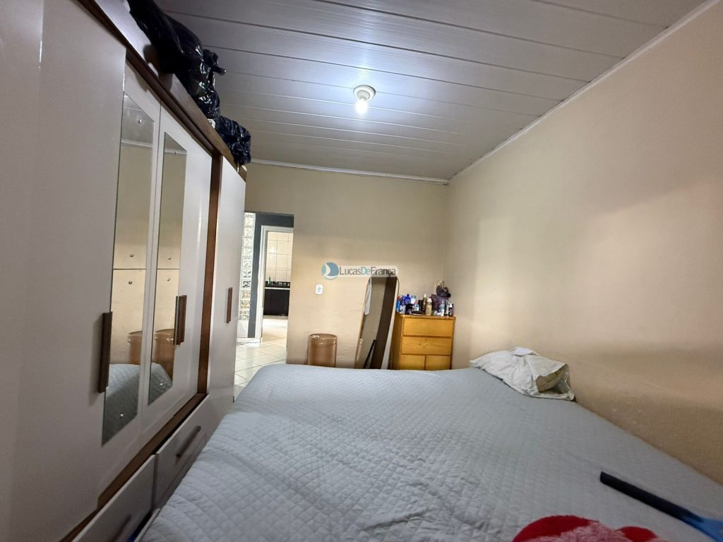 CASA NO BURITIS IV, QUADRA 19 (24)