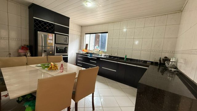 CASA NO BURITIS IV, QUADRA 19