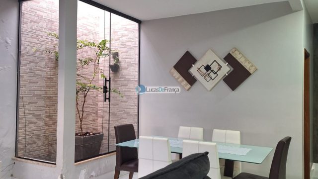 Casa no Setor Militar