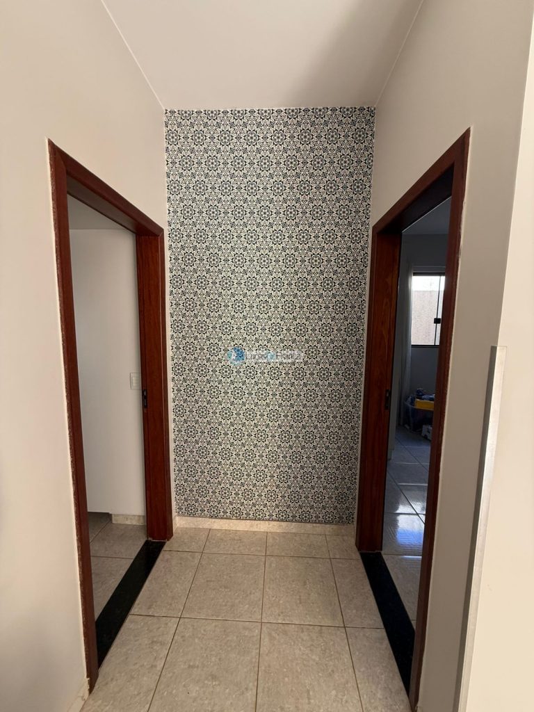 Exclusiva no QMS 18 - Sobradinho DF Casa Solta no Terreno com Suítes e Piscina Aque ( (43)