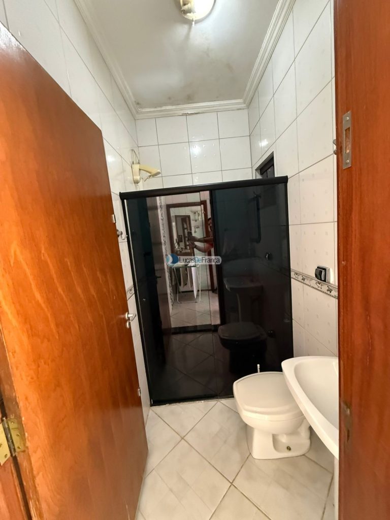 Exclusiva no QMS 18 - Sobradinho DF Casa Solta no Terreno com Suítes e Piscina Aque ( (50)