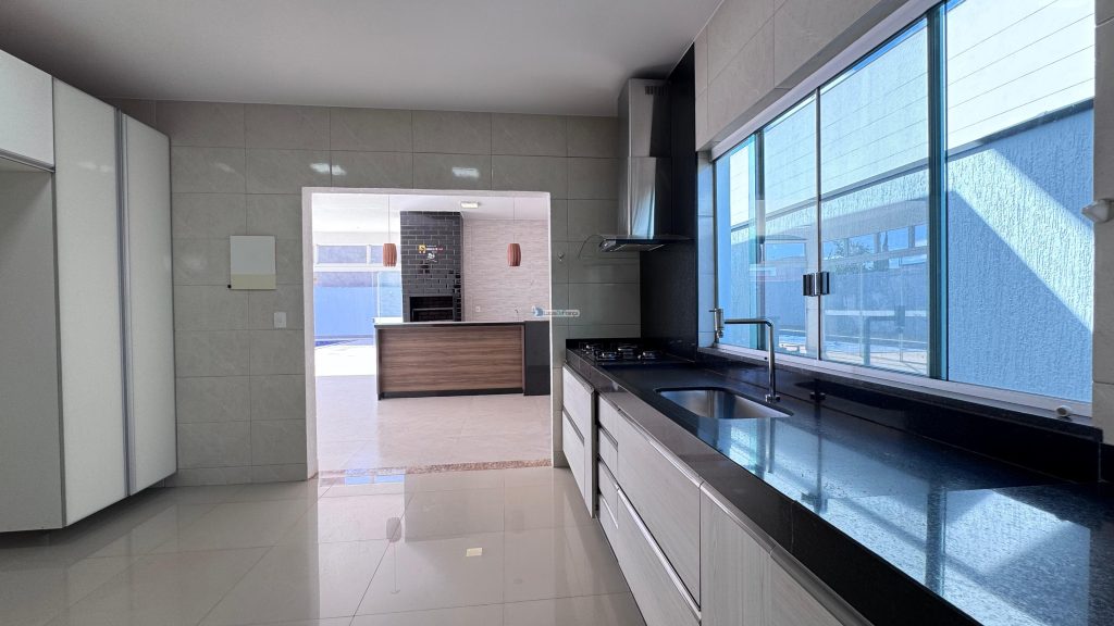 Sobrado de Alto Padrão Condomínio Alto da Boa Vista (12)