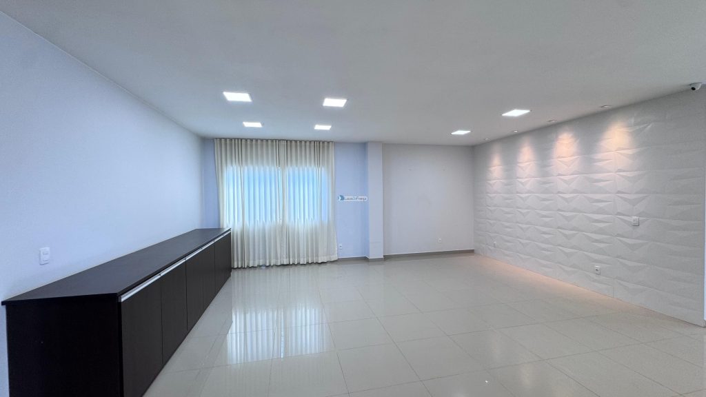 Sobrado de Alto Padrão Condomínio Alto da Boa Vista (16)