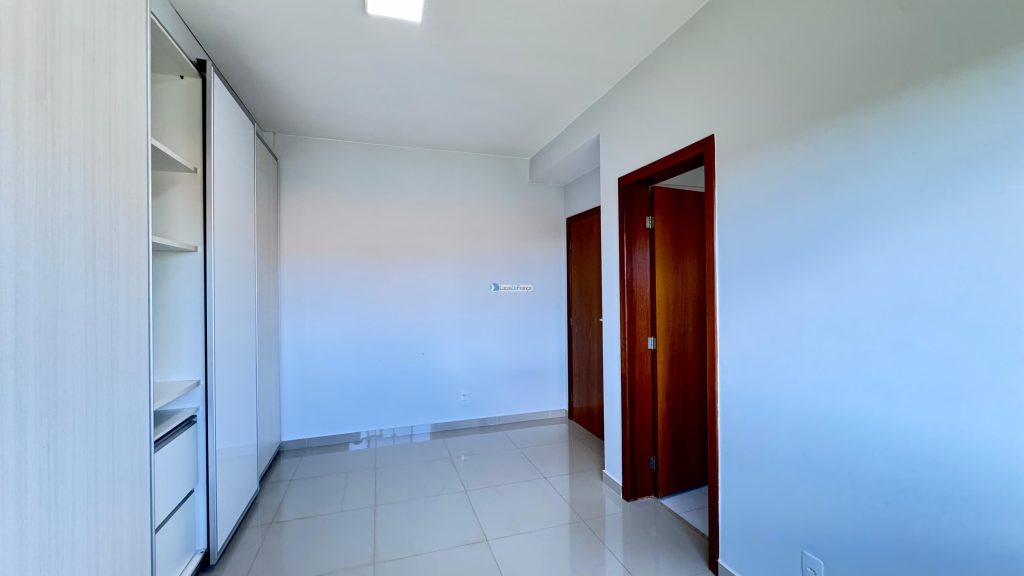 Sobrado de Alto Padrão Condomínio Alto da Boa Vista (19)