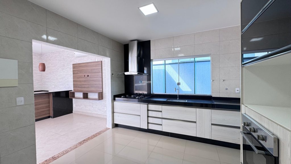 Sobrado de Alto Padrão Condomínio Alto da Boa Vista (6)