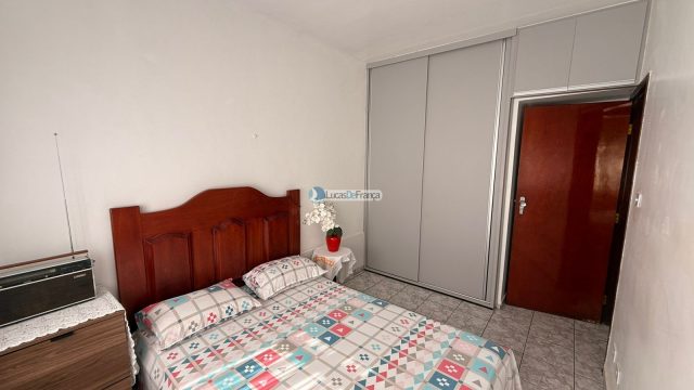 Casa na Avenida Salvador Coelho – Setor Tradicional