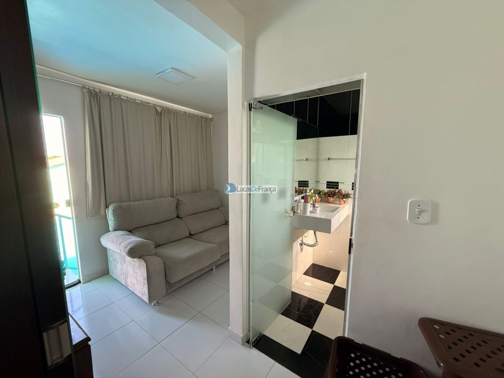 Casa na Avenida Salvador Coelho (7)