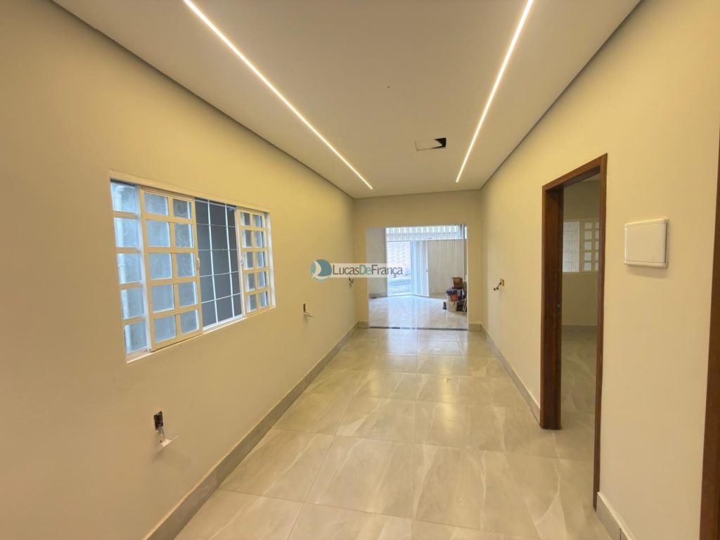 Casa na Qd. 22-a Buritis IV (2)