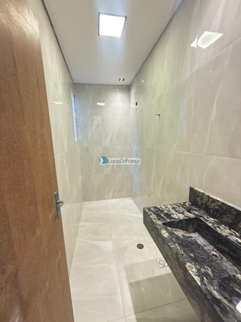 Casa na Qd. 22-a Buritis IV (9)