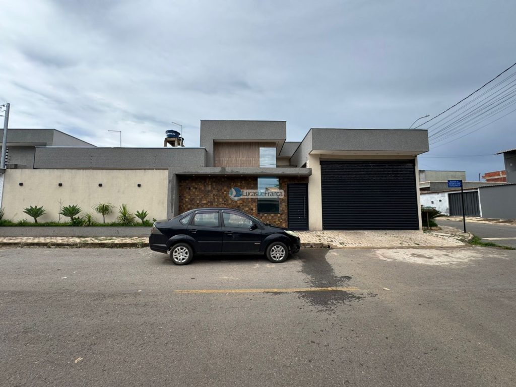 casa na quadra 22A Buritis IV (1)