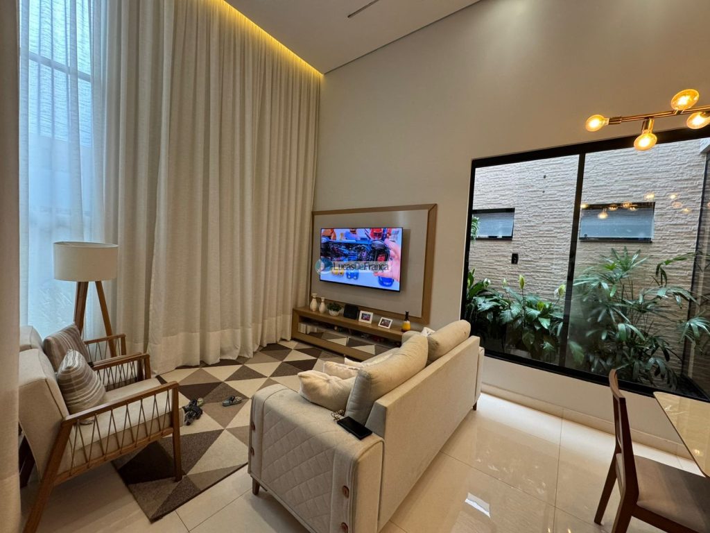 casa na quadra 22A Buritis IV (11)