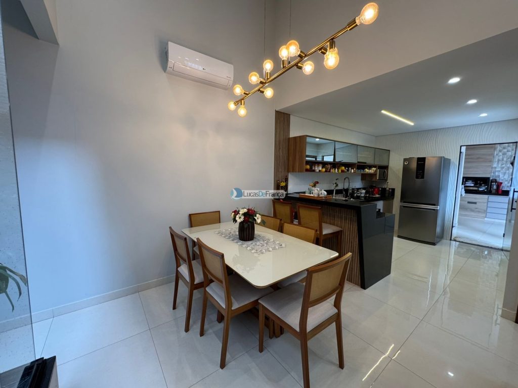 casa na quadra 22A Buritis IV (15)