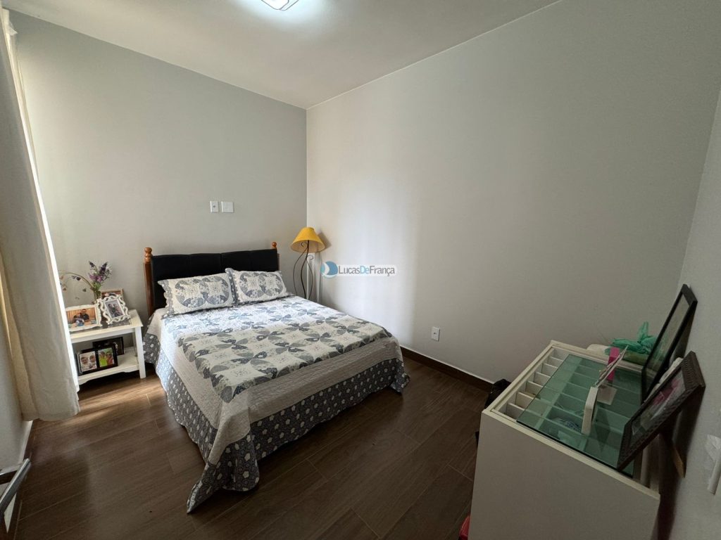 casa na quadra 22A Buritis IV (6)