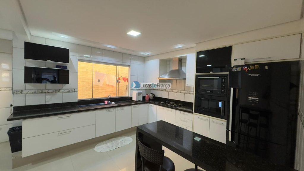 Imóvel de Alto Padrão no Jardim Roriz na Quadra 02 conjunto 2-A (Próximo ao SOF e Independência). (13)