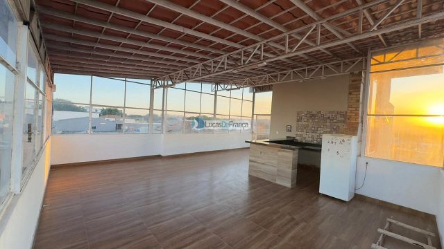 Imóvel de Alto Padrão no Jardim Roriz na Quadra 02 conjunto 2-A (Próximo ao SOF e Independência).