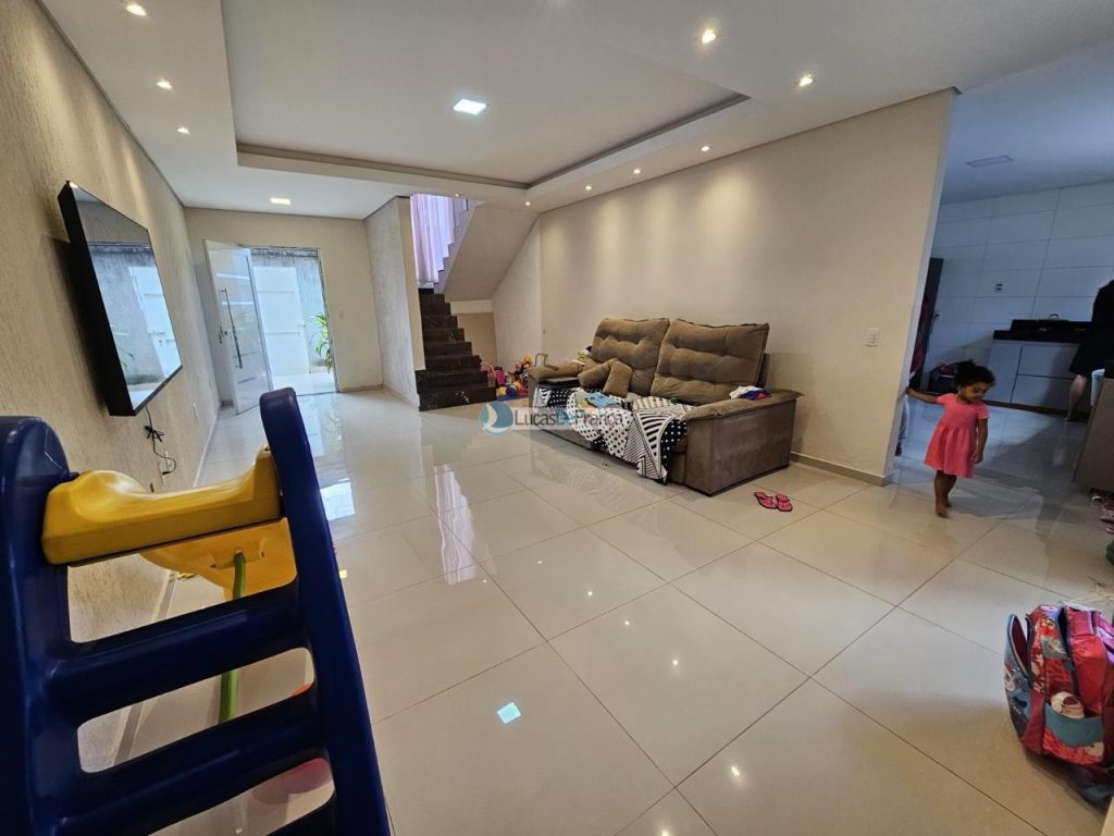 residência com dois pavimentos na Estância II (10)