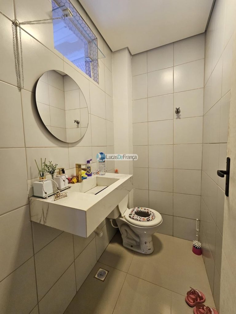 residência com dois pavimentos na Estância II (16)