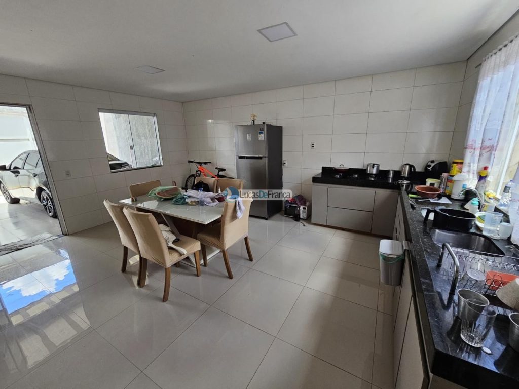 residência com dois pavimentos na Estância II (22)