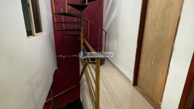 Sobrado Residencial na Quadra 5B do Roriz | Próximo ao SOF