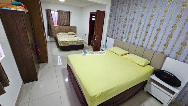 Sobrado Residencial na Quadra 5B do Roriz | Próximo ao SOF