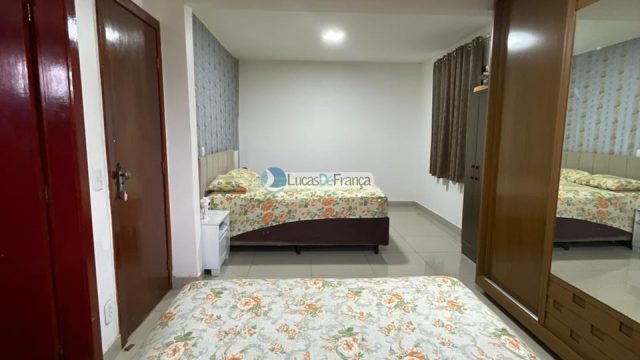 Sobrado Residencial na Quadra 5B do Roriz | Próximo ao SOF