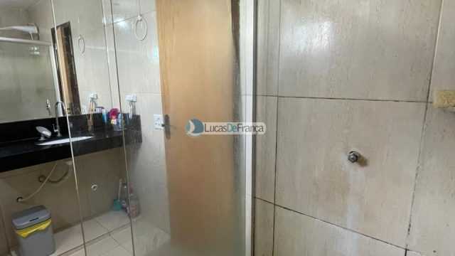 Sobrado Residencial na Quadra 5B do Roriz | Próximo ao SOF