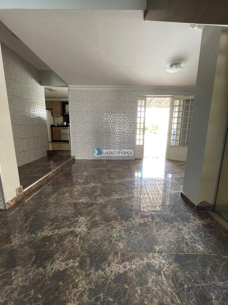 Casa à Venda No Setor Tradicional (19)