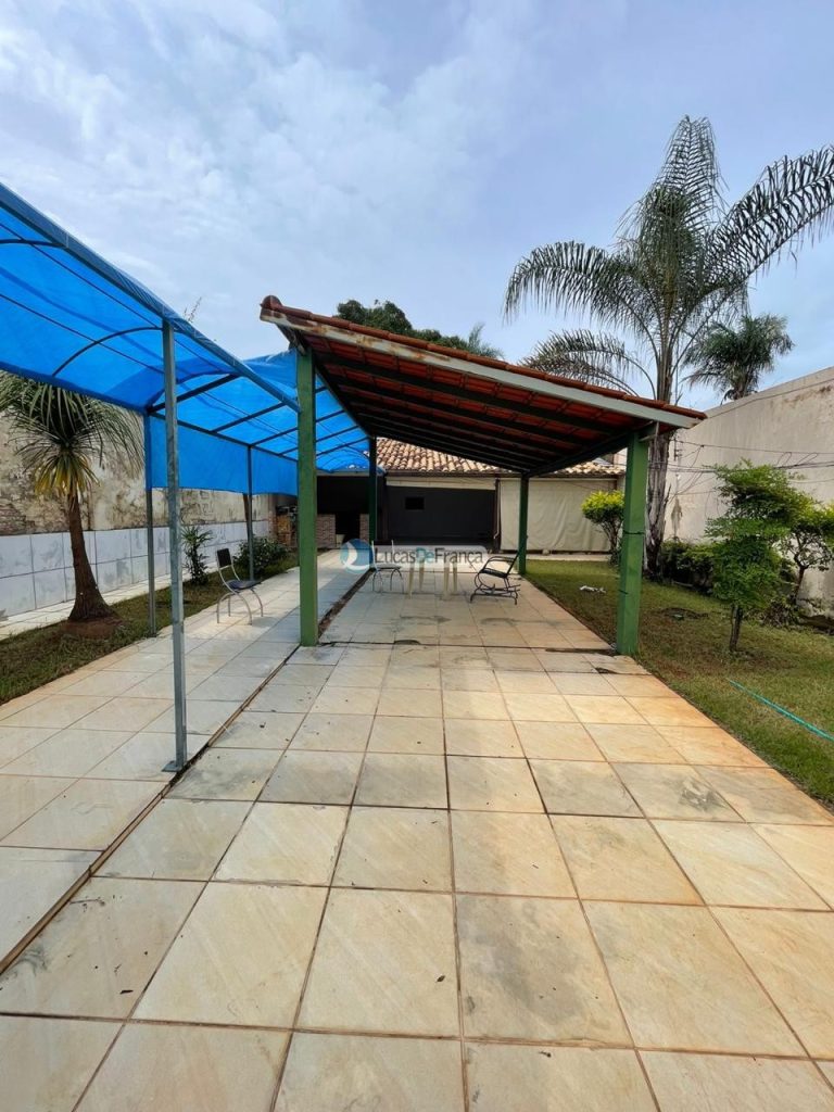 Casa à Venda No Setor Tradicional (20)