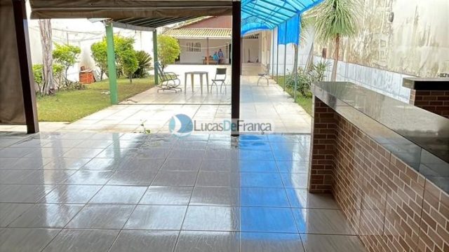 Excelente Casa à Venda No Setor Tradicional, Rua Benjamin Constant, Quadra 142