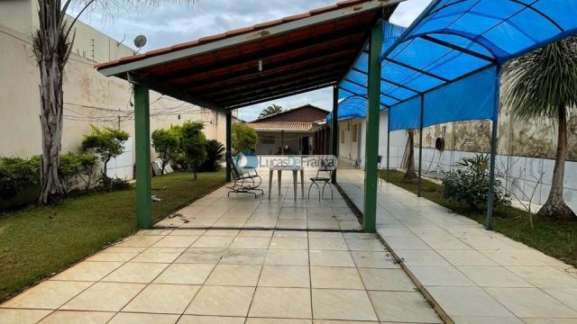 Excelente Casa à Venda No Setor Tradicional, Rua Benjamin Constant, Quadra 142