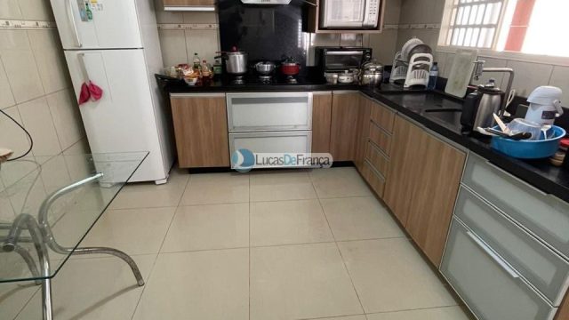 Excelente Casa à Venda No Setor Tradicional, Rua Benjamin Constant, Quadra 142