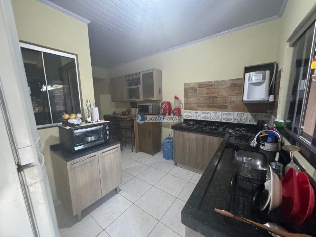 Casa na quadra 14A do Arapongas (12)