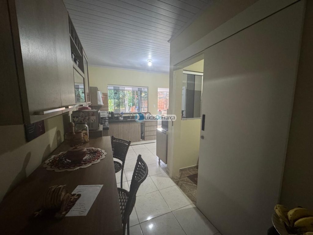 Casa na quadra 14A do Arapongas (13)