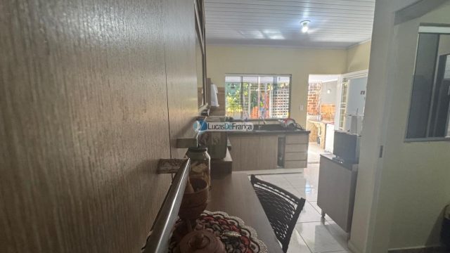 Casa na quadra 14A do Arapongas