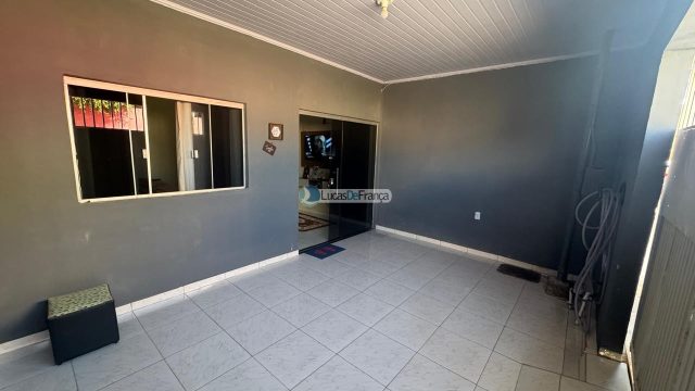 Casa na quadra 14A do Arapongas