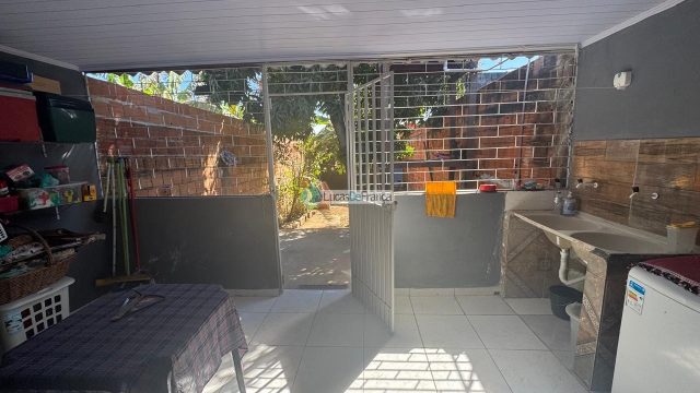 Casa na quadra 14A do Arapongas