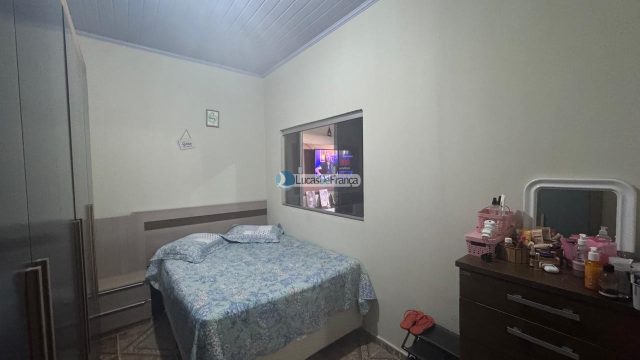 Casa na quadra 14A do Arapongas