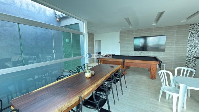 Excelente casa na Vila Militar (SRO) bem localizada