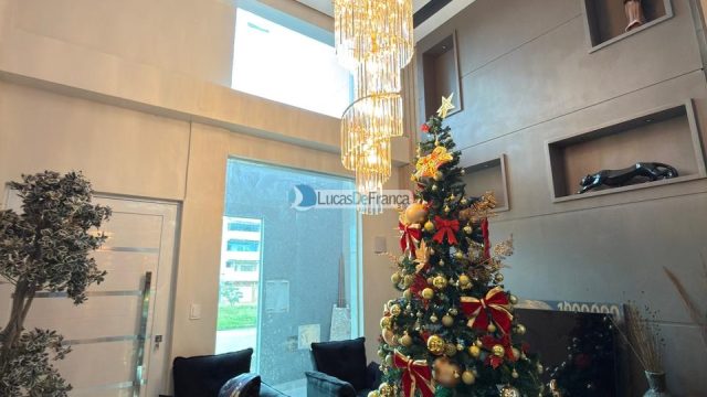 Excelente casa na Vila Militar (SRO) bem localizada