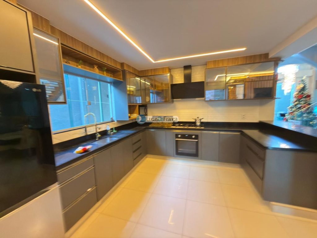 casa na Vila Militar (9)