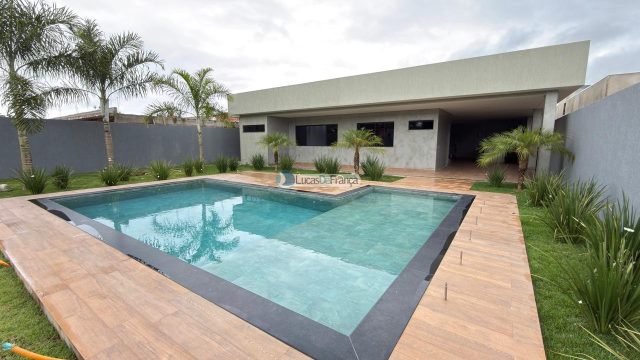 Casa no Condomínio Jardim Oriente