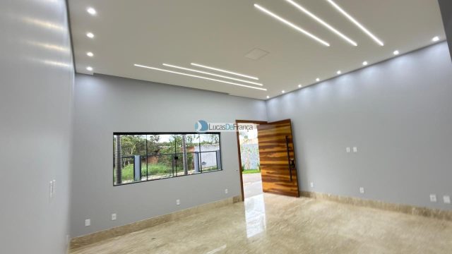 Casa no Condomínio Jardim Oriente