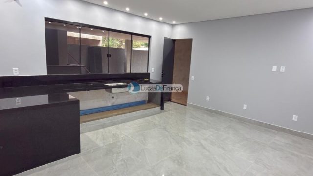 Casa no Condomínio Jardim Oriente