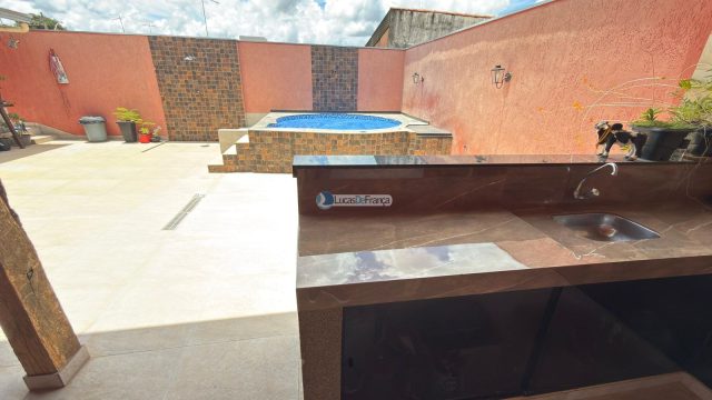 casa térrea no Setor Sul